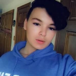 Meet your Posher, Frankie